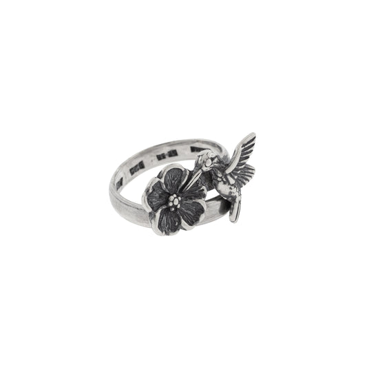 Anillo colibrí con flor