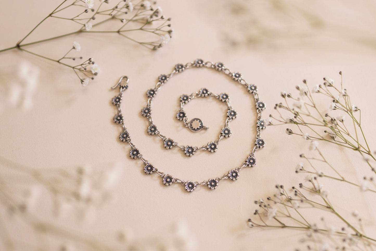 Collar florecitas del campo