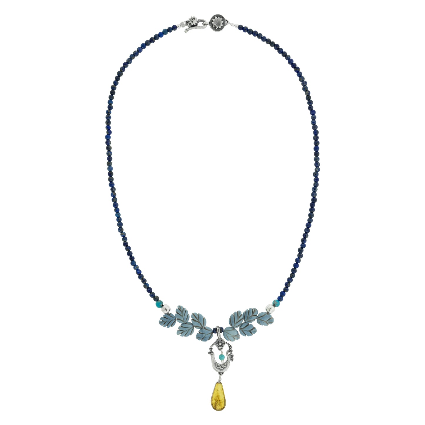 Collar ave primavera con hojas