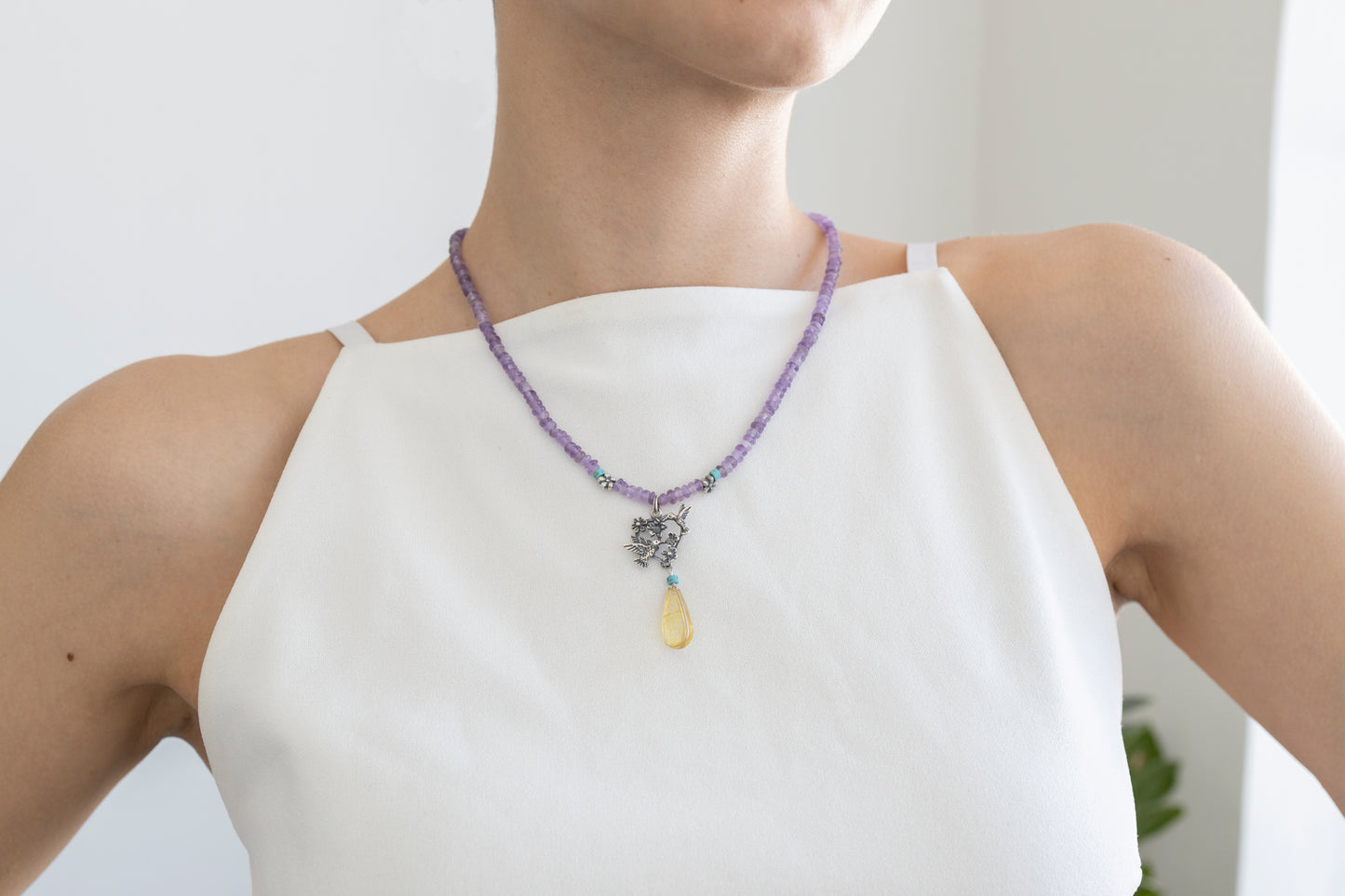 Collar Corazón con Colibríes