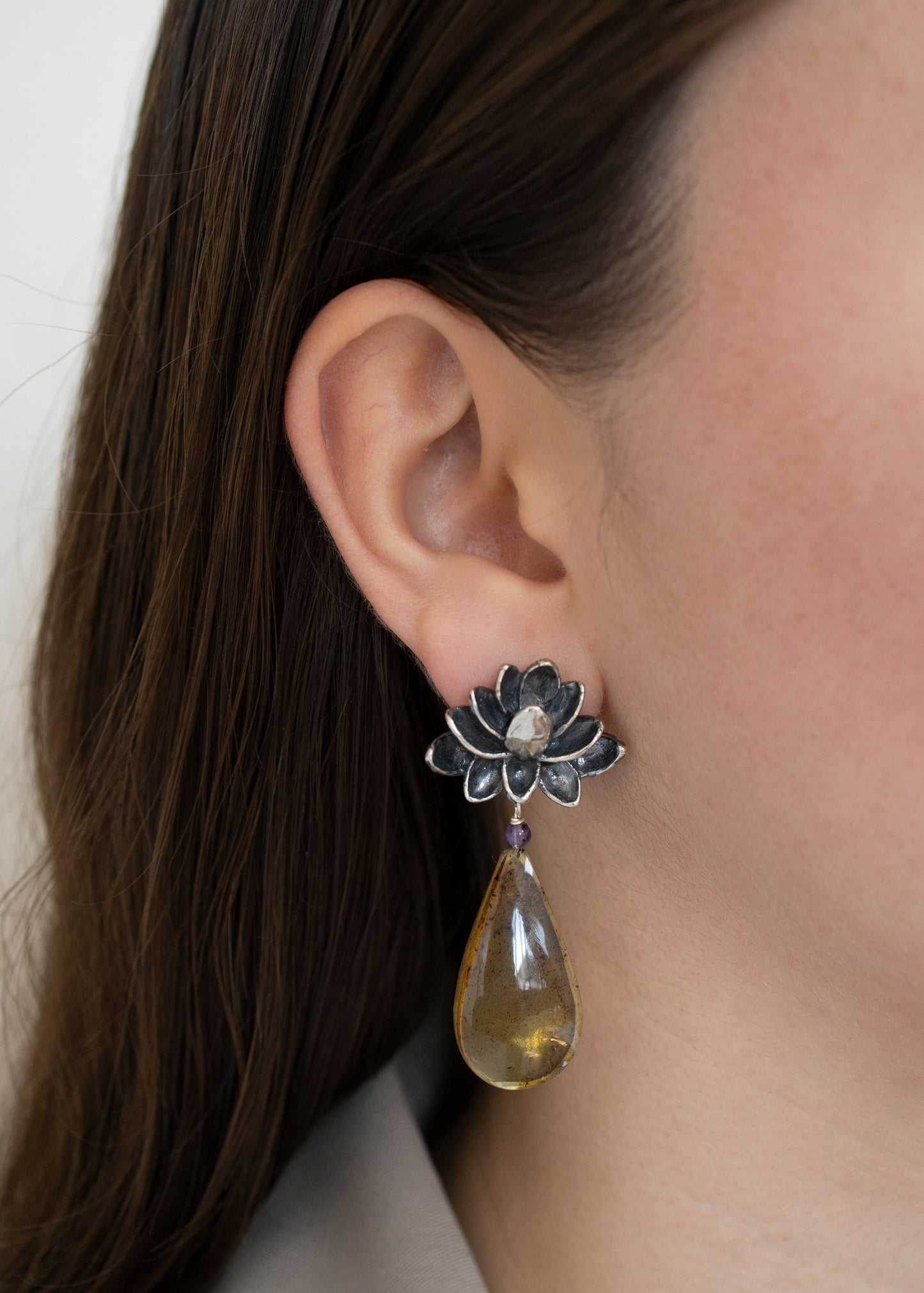 Aretes Flor de Loto medianos - Citlali Joyas