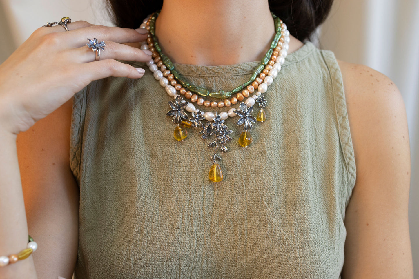 Collar Venus Solidaria