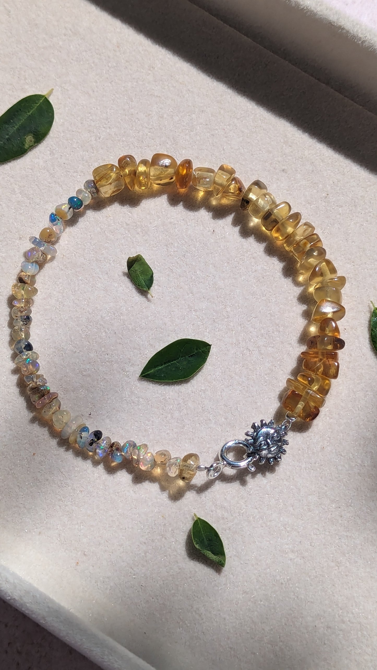 Pulsera Fuerza del Sol con ámbar