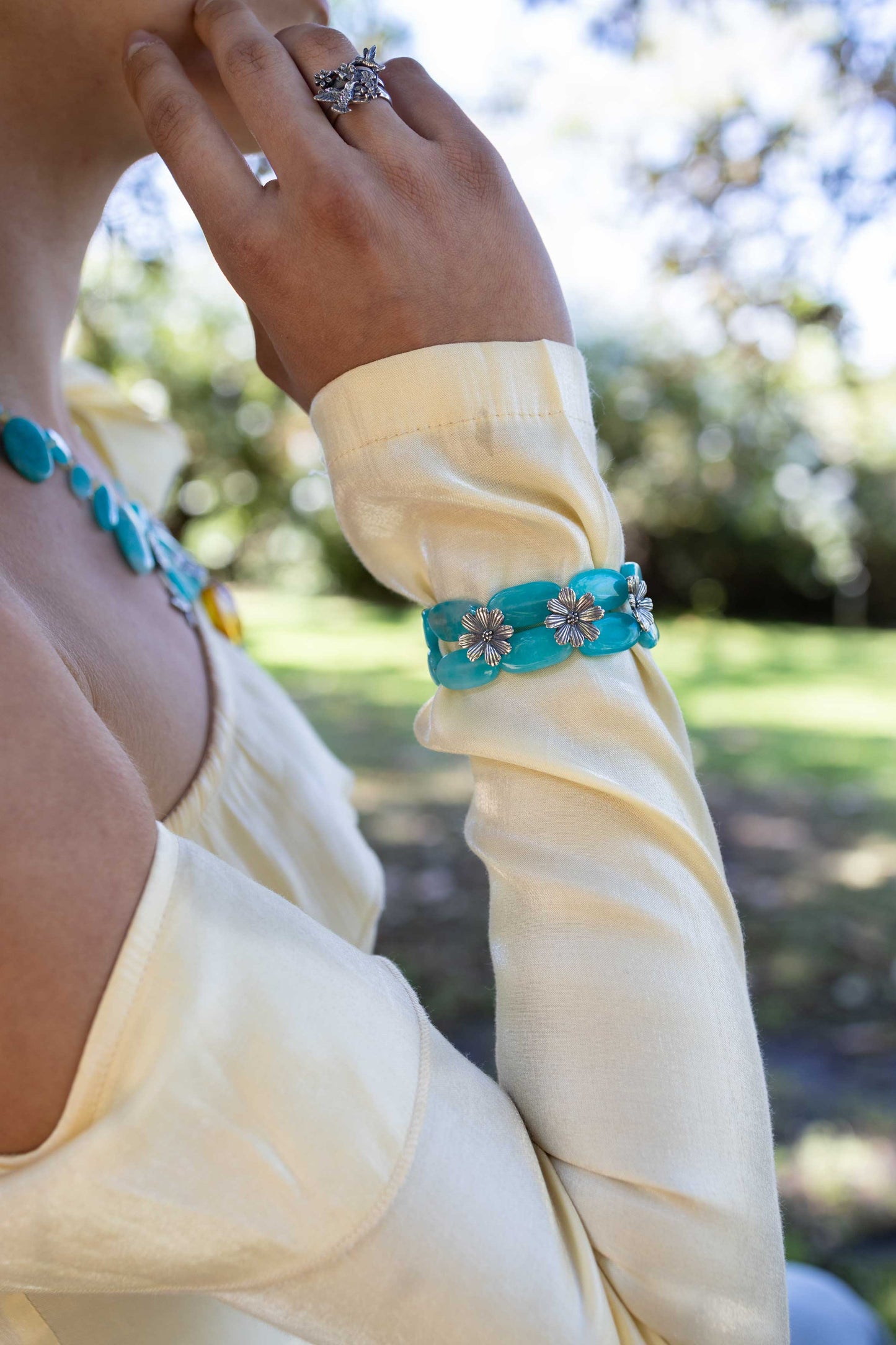 Pulsera margaritas primaverales
