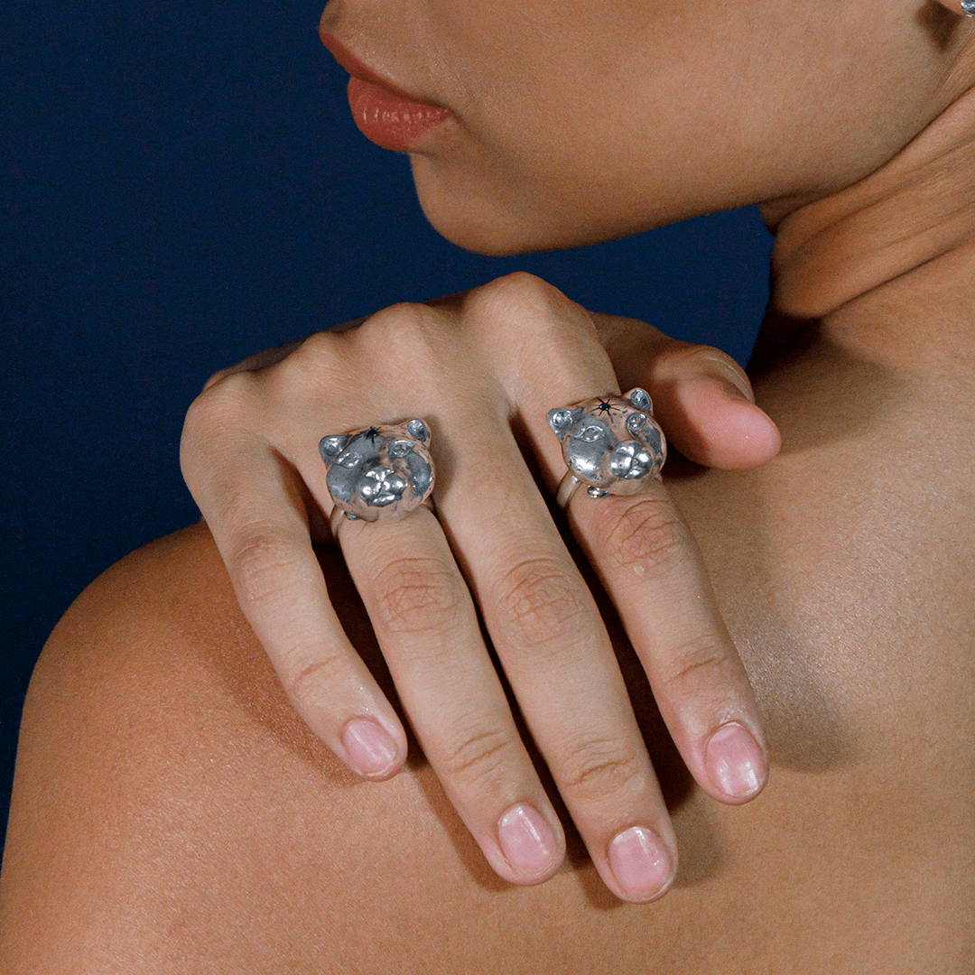 Anillo Jaguar Incansable