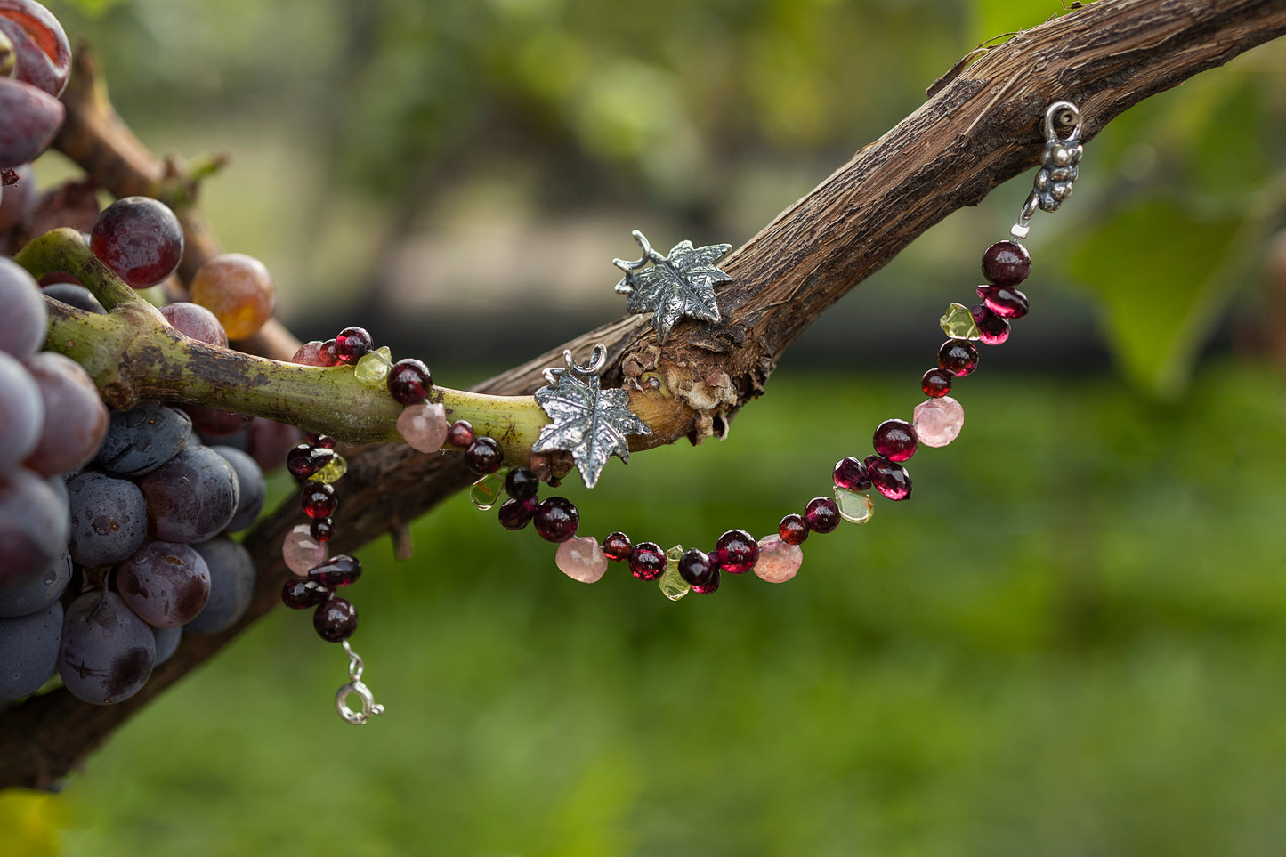 Pulsera Vino Poderoso