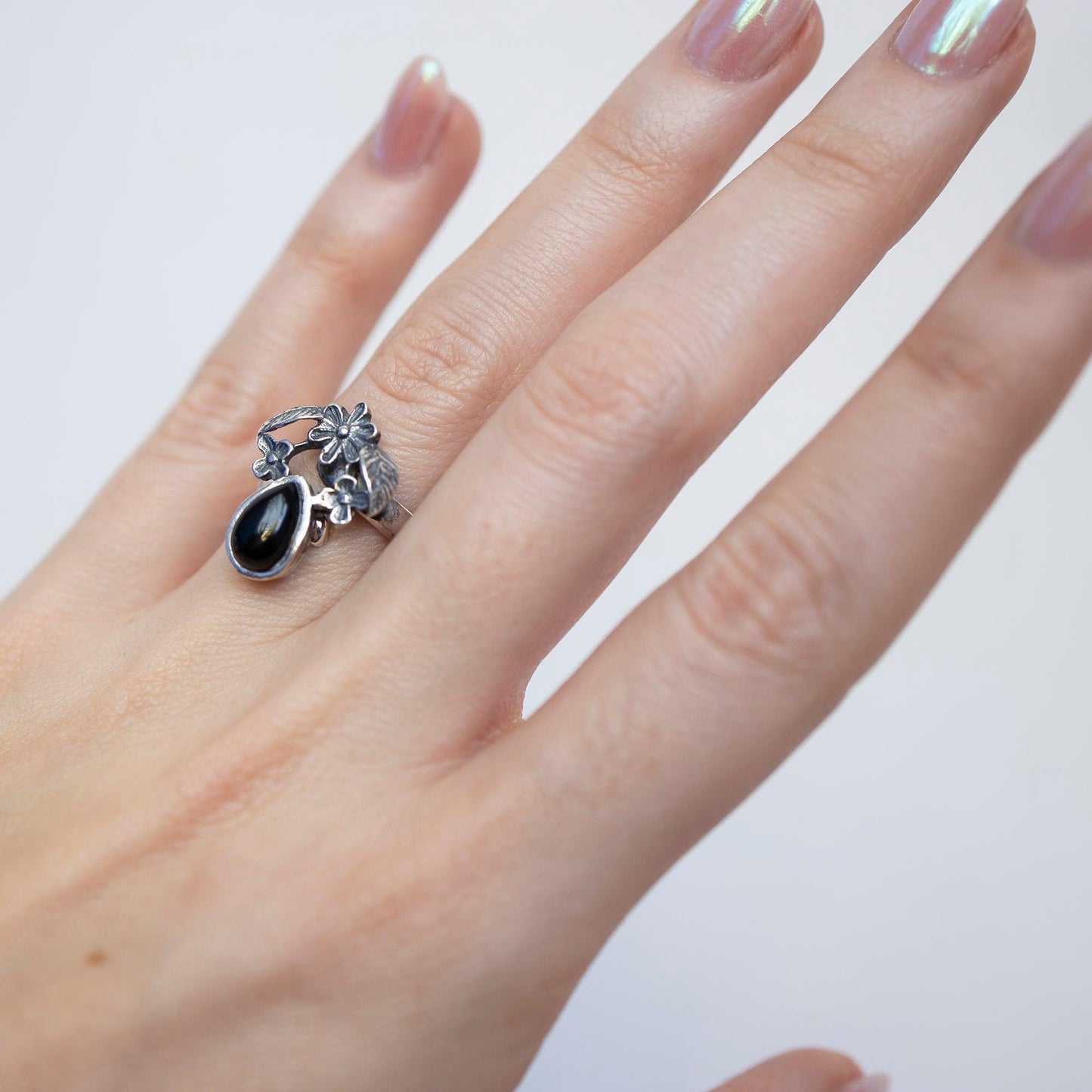 Anillo Clásico de Flores