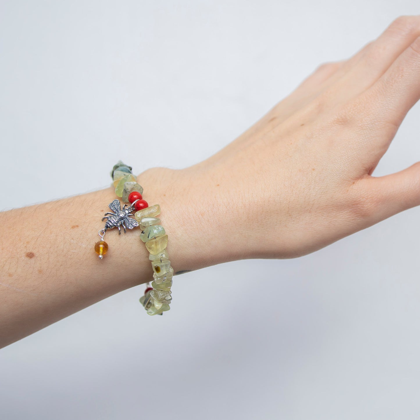 Pulsera de abejita