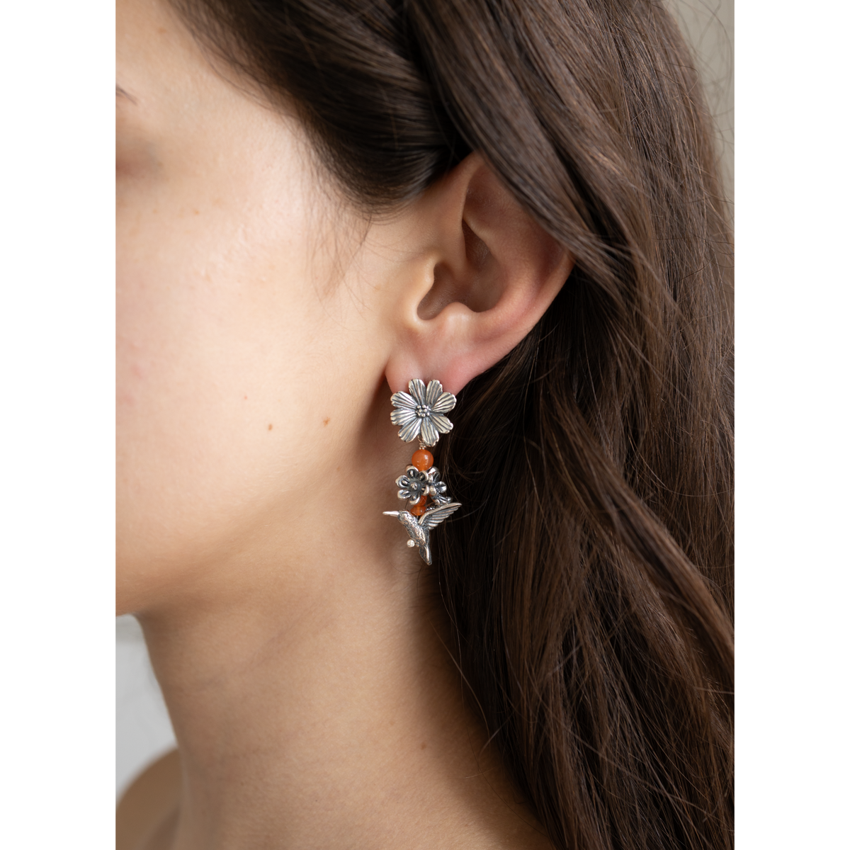 Aretes Volando entre las Flores