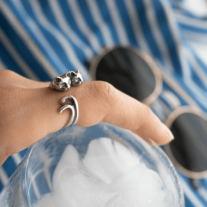 Anillo gatos amorosos